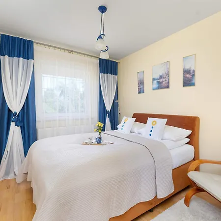 بيت للعطل Przestronny Dom Z Ogrodem Oraz Kortem Tenisowym By Renters *
